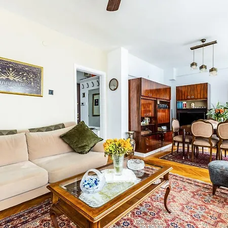 Exquisite Flat Near Moda Coast In Kadikoy
