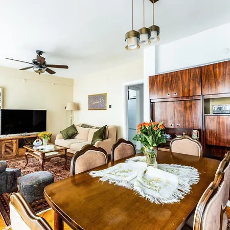 Exquisite Flat Near Moda Coast In Kadikoy اسطنبول